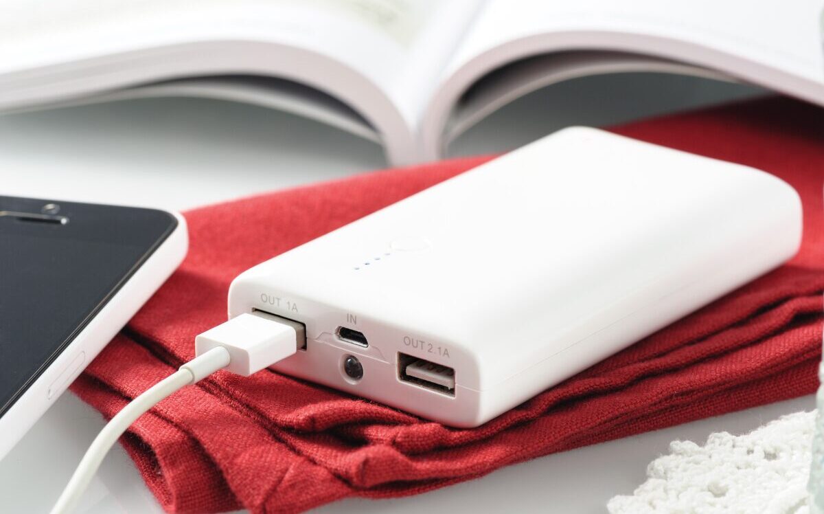モバイルバッテリーの廃棄方法とは